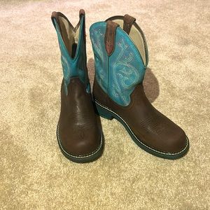 Ariat size 11B Brown and Blue Fatbaby western round toe boots.